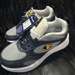 Champion Blue and Gray Sneakers with Breathable Mesh and Lace-Up Closure